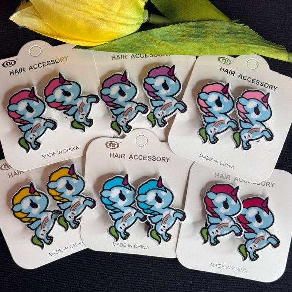 Set of 2 Unicorn Hair Clips Yellow - Picture 6 of 6